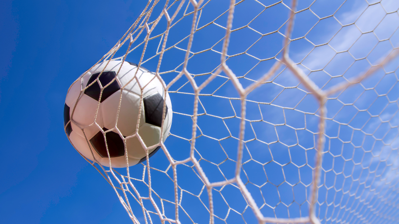 Justiça Garante Auxílio-Acidente a Ex-Goleiro por Lesões no Joelho