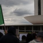 Constitucionalidade de lei vira centro de debate político e jurídico no Brasil